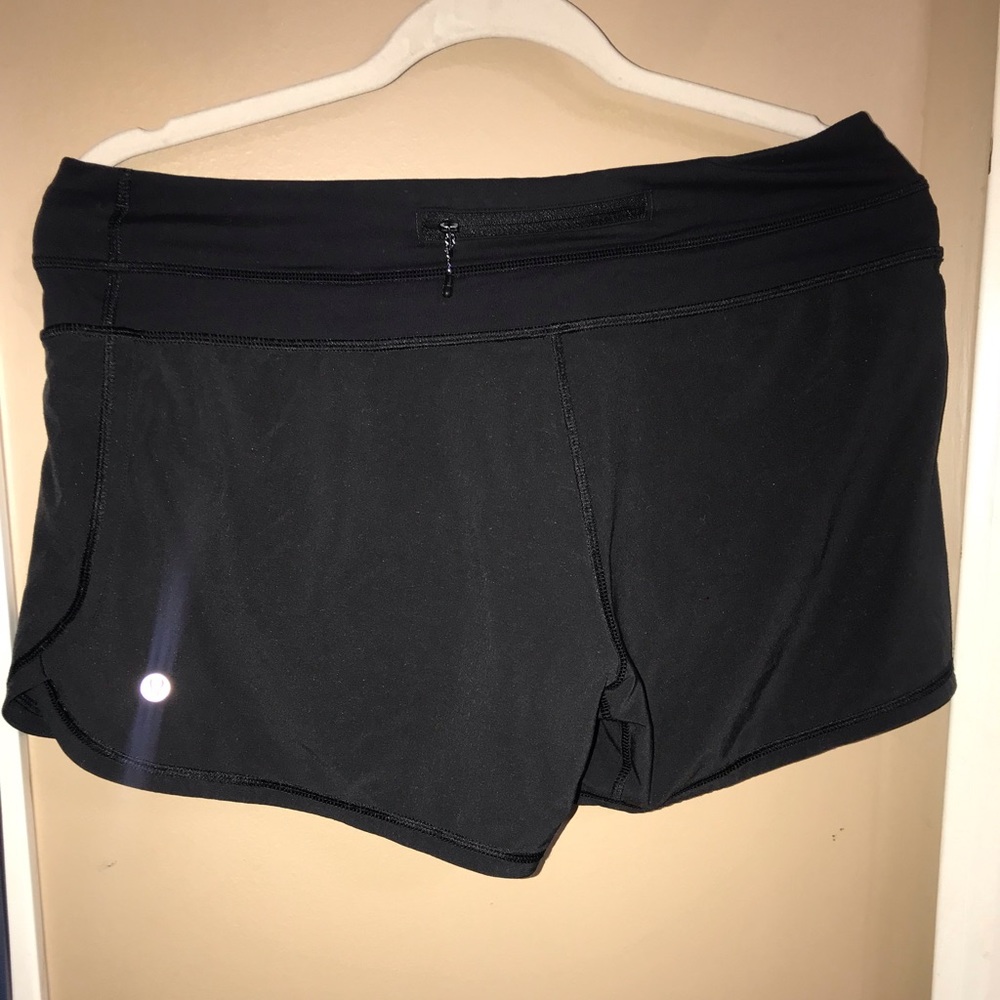 Lululemon Groovy Run Shorts